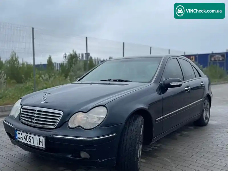 Mercedes-Benz C-Class 2001, фото з оголошення 2 з 10, VIN WDB2030161F093188