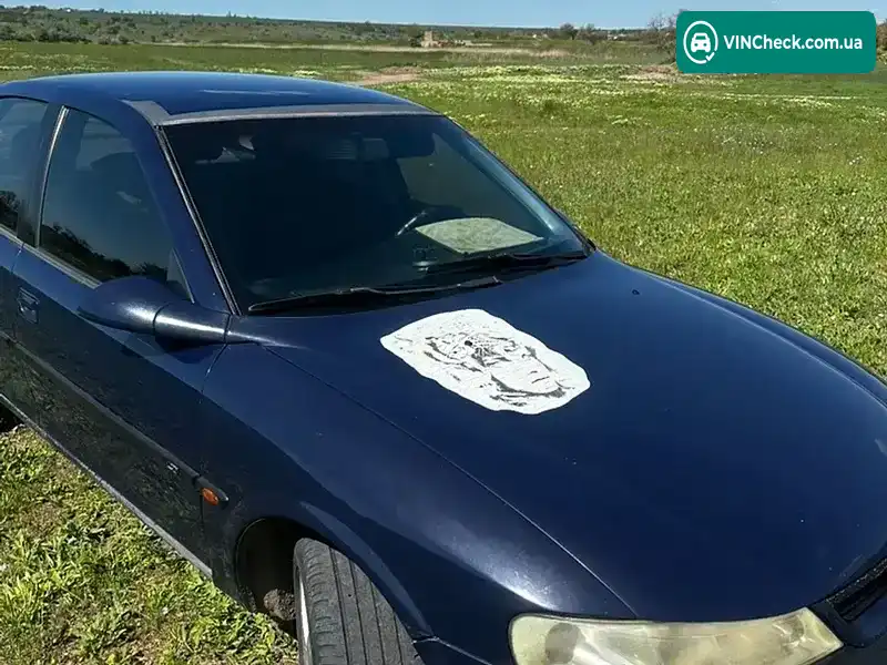 Opel Vectra 1996, фото з оголошення 1 з 10, VIN W0L000036T1058384