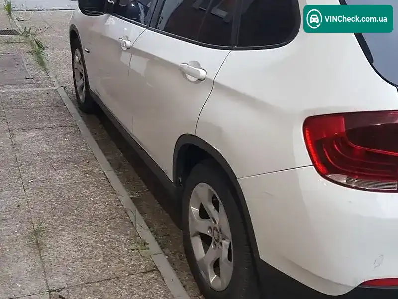 BMW X1 2012, фото з оголошення 2 з 11, VIN WBAVP11070VU16665