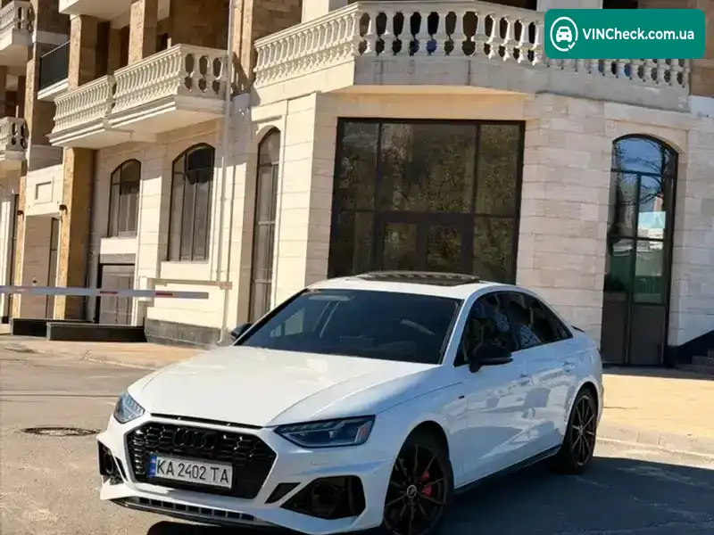 Audi A4 2022, фото з оголошення 1 з 21, VIN WAUEAAF44PA034110