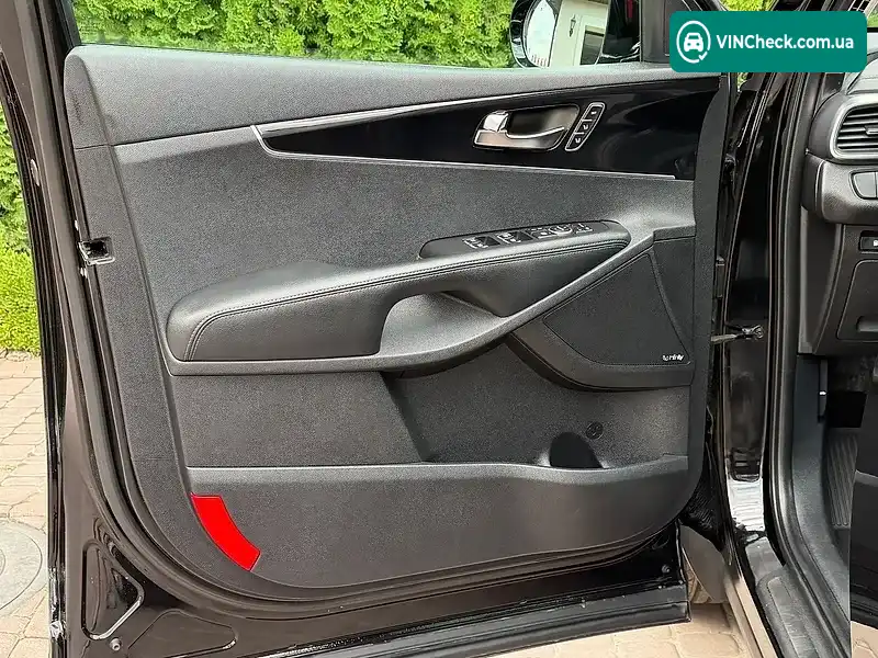 Kia Sorento 2016, фото з оголошення 1 з 20, VIN KNAPH81BDG5176988