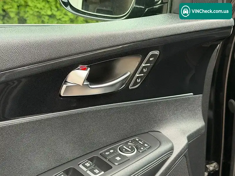 Kia Sorento 2016, фото з оголошення 2 з 20, VIN KNAPH81BDG5176988