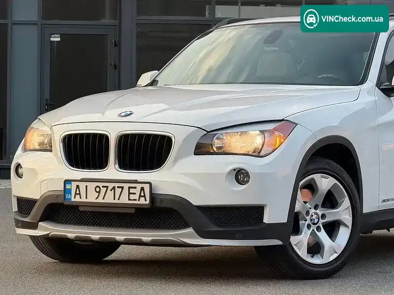 BMW X1 2014, фото з оголошення 2 з 20, VIN WBAVM1C52FV317262