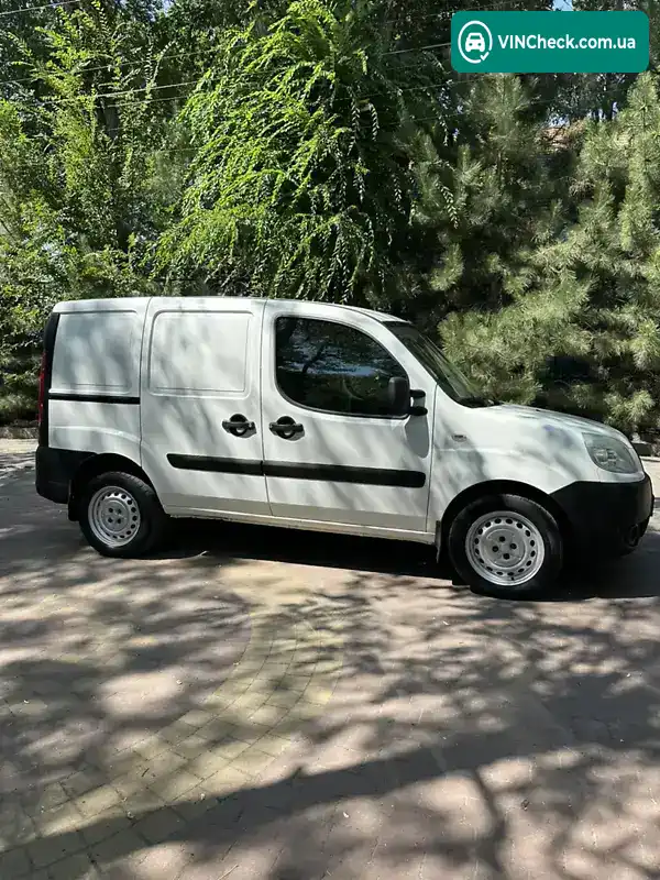 Fiat Doblo 2015, фото з оголошення 2 з 20, VIN ZFA22300006534612