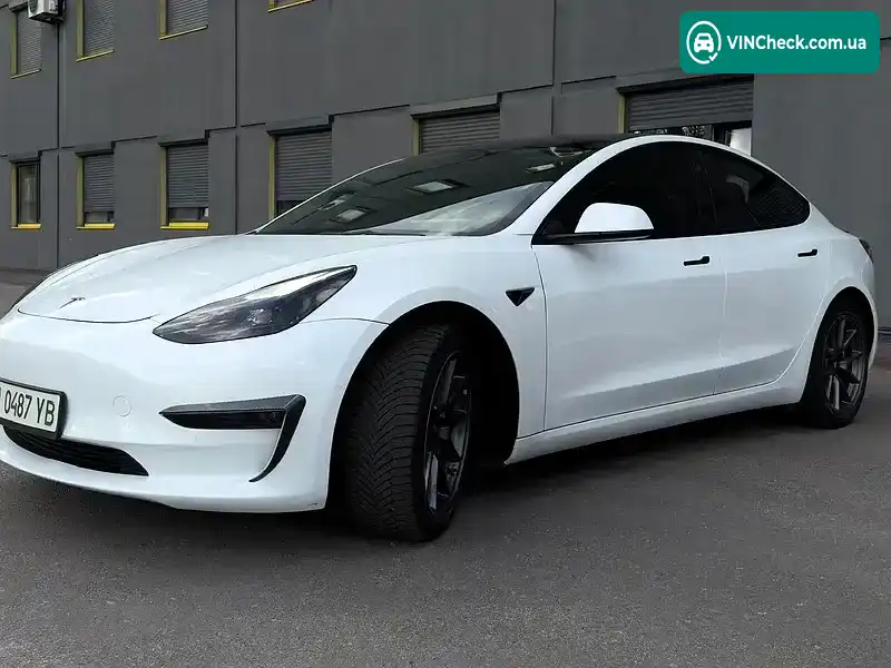Tesla Model 3 2022, фото з оголошення 2 з 12, VIN 5YJ3E1EB3NF184308