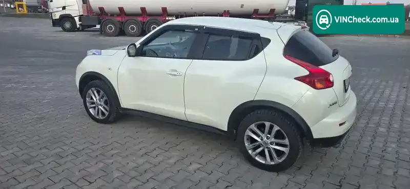 Nissan Juke 2011, фото з оголошення 2 з 12, VIN JN1FANF15U0103630