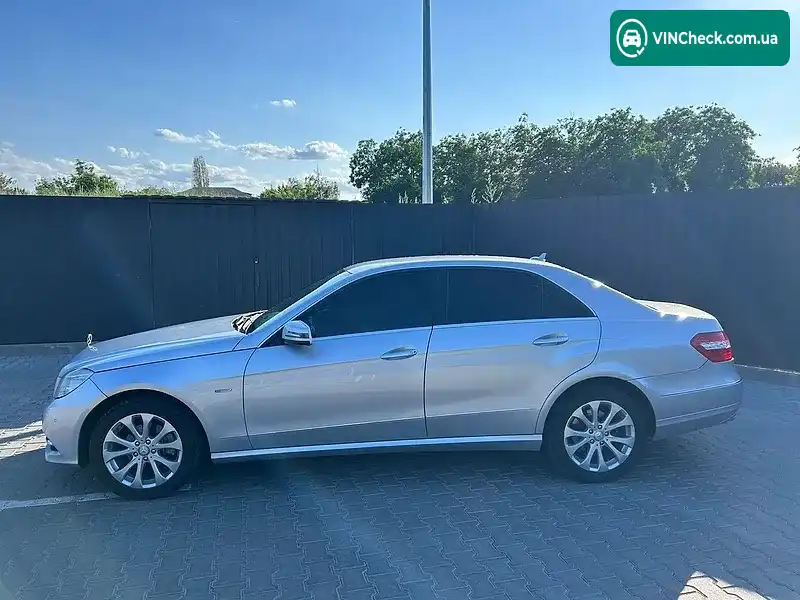 Mercedes-Benz E-Class 2012, фото з оголошення 2 з 9, VIN WDD2120051A593851