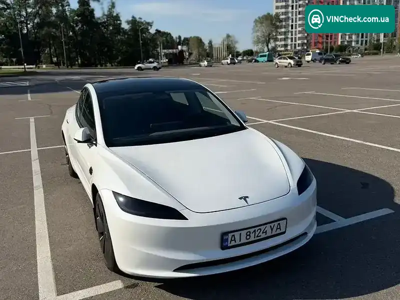 Tesla Model 3 2024, фото з оголошення 1 з 12, VIN 5YJ3E1EA7RF824775