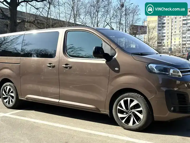 Citroen Spacetourer 2021, фото з оголошення 2 з 21, VIN VF7VEEHZ7MZ105091