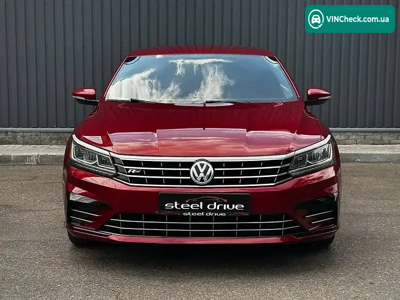 Volkswagen Passat 2017, фото з оголошення 1 з 20, VIN 1VWDT7A35HC085919