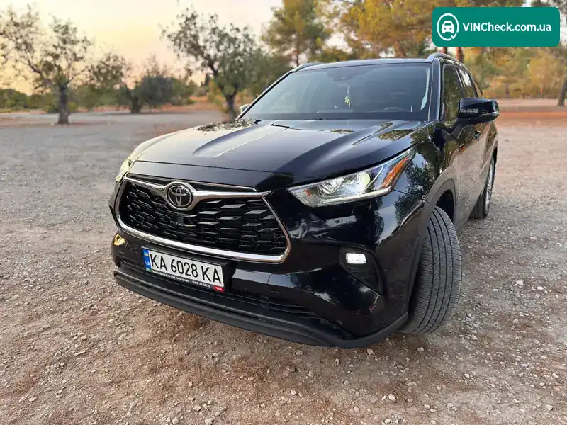 Toyota Highlander 2022, фото з оголошення 1 з 13, VIN 5TDLZ3BH20S200723