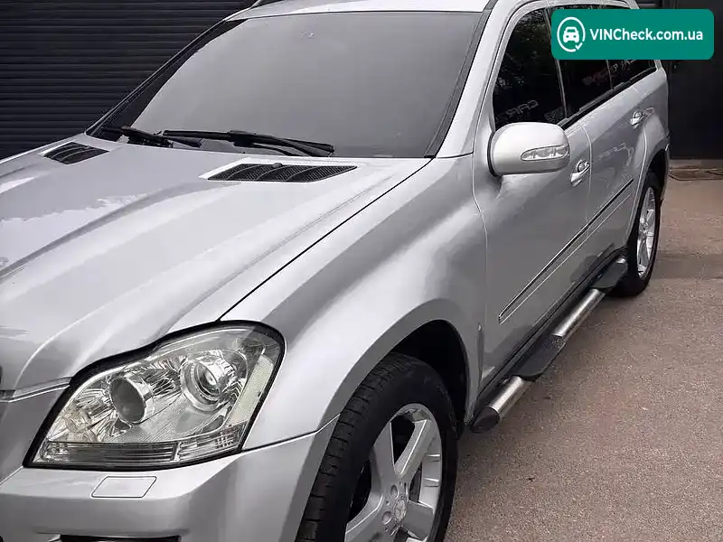 Mercedes-Benz GL-Class 2007, фото з оголошення 1 з 10, VIN WDC1648221A193926