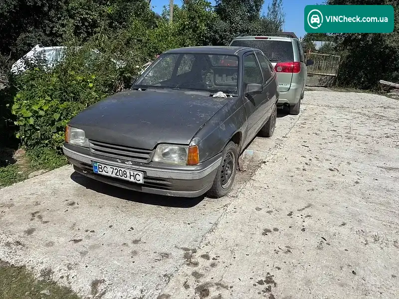 Opel Kadett 1986, фото з оголошення 2 з 5, VIN W0L000043H5015471