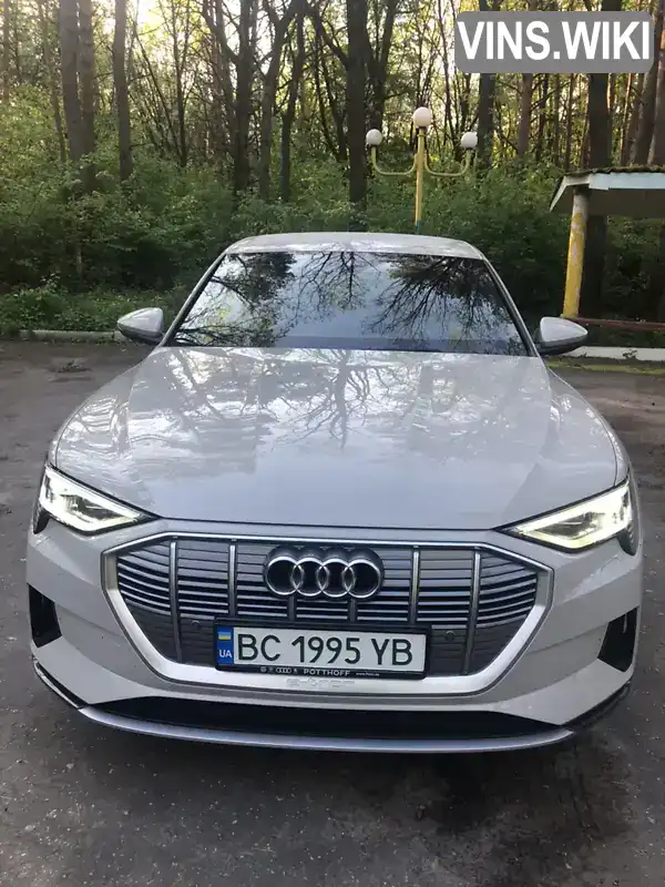 Audi e-tron 2021, фото з оголошення 2 з 21, VIN WAUZZZGEXMB024087