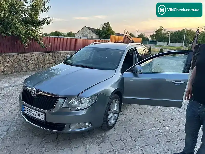 Skoda Superb 2011, фото з оголошення 2 з 2, VIN TMBJE93T7B9053311