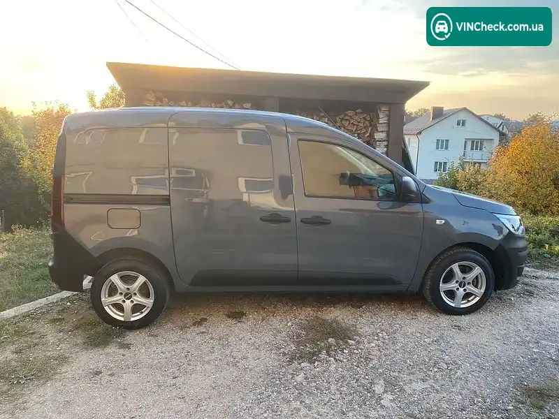 Renault Express 2023, фото з оголошення 2 з 20, VIN VF1RJK00870980120