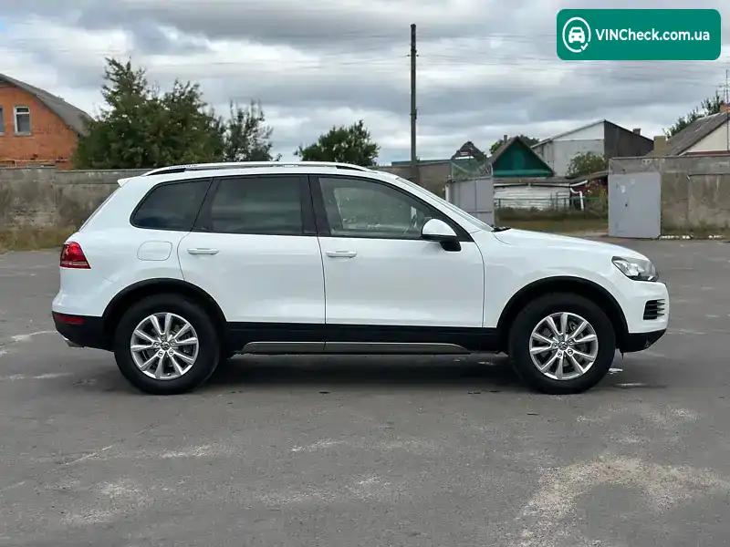 Volkswagen Touareg 2011, фото з оголошення 2 з 18, VIN WVGZZZ7PZCD039151