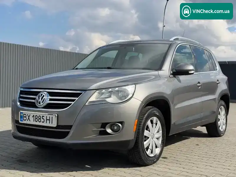 Volkswagen Tiguan 2010, фото з оголошення 1 з 21, VIN WVGAV7AX3BW505536