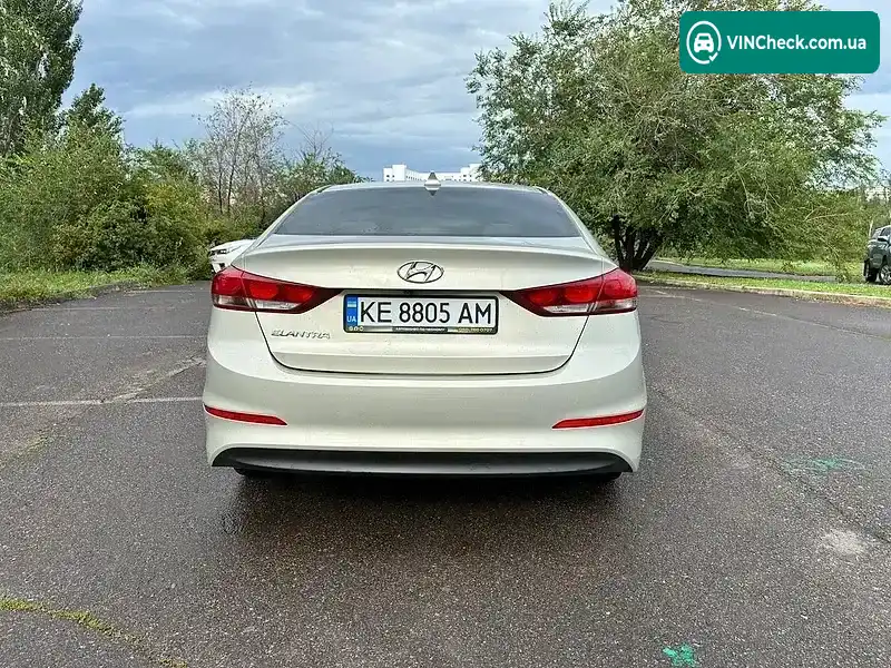 Hyundai Elantra 2017, фото з оголошення 2 з 12, VIN 5NPD84LF0JH284283