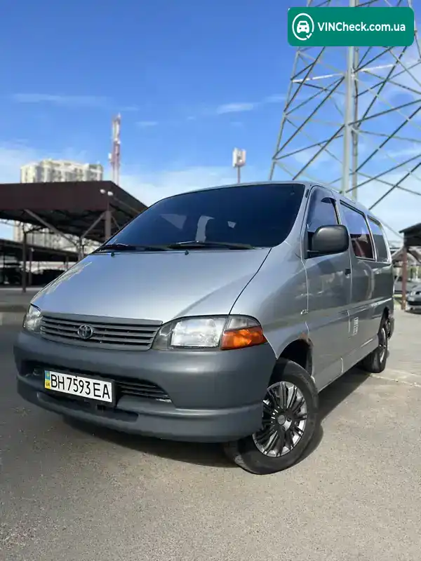 Toyota Hiace 2002, фото з оголошення 1 з 20, VIN JT121JK1100011107