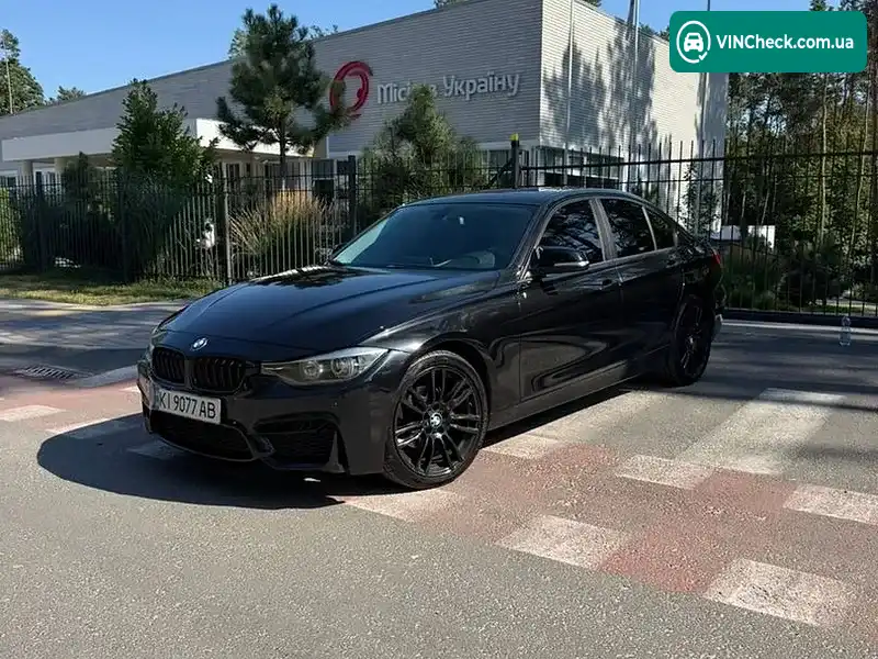BMW 3 Series 2012, фото з оголошення 2 з 18, VIN WBA3B3C57DF537738