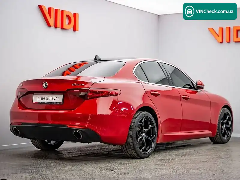 Alfa Romeo Giulia 2017, фото з оголошення 2 з 20, VIN ZARFAEDN4J7567126