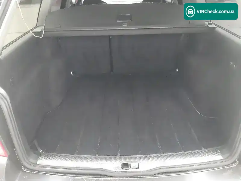 Volkswagen Passat 2003, фото з оголошення 2 з 11, VIN WVWZZZ3BZ4E068075