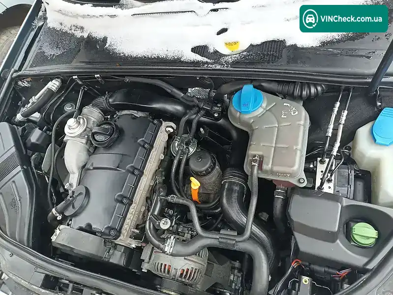 Audi A4 2001, фото з оголошення 2 з 6, VIN WAUZZZ8EZ1A073395