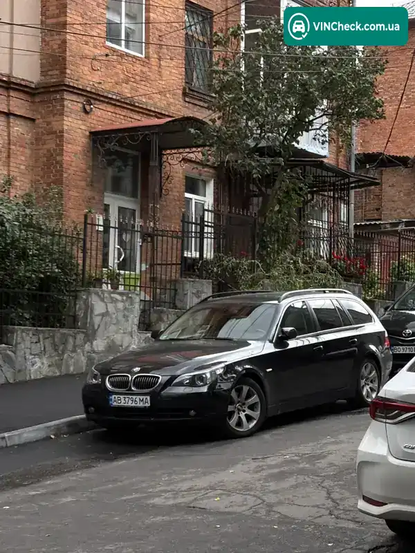 BMW 5 Series 2005, фото з оголошення 1 з 21, VIN WBANL510X0CN07668