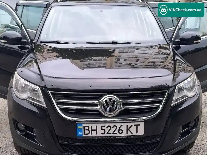 Volkswagen Tiguan 2011, фото з оголошення 1 з 11, VIN WVGAV7AX2BW524983