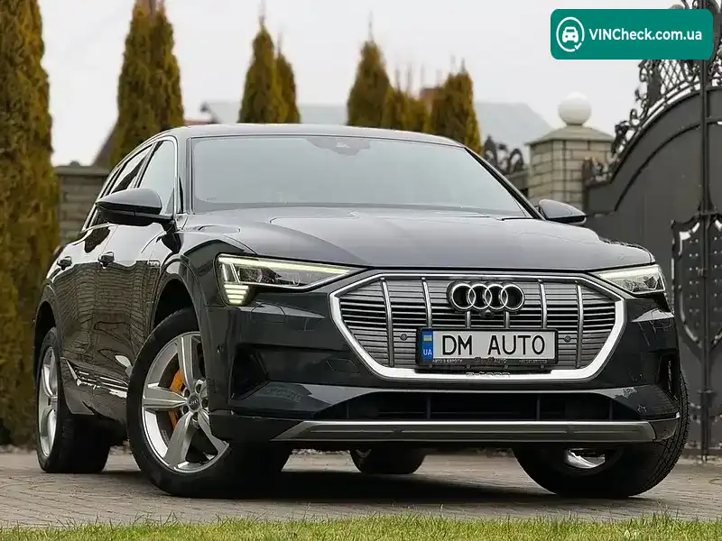 Audi e-tron 2020, фото з оголошення 1 з 21, VIN WAUZZZGE1LB037180