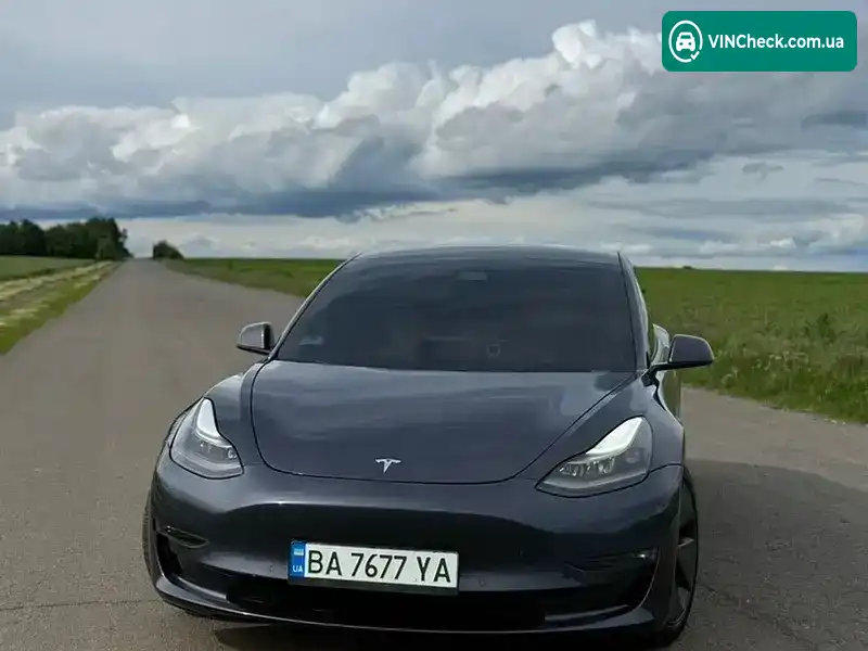 Tesla Model 3 2021, фото з оголошення 2 з 14, VIN 5YJ3E1EB9MF939895