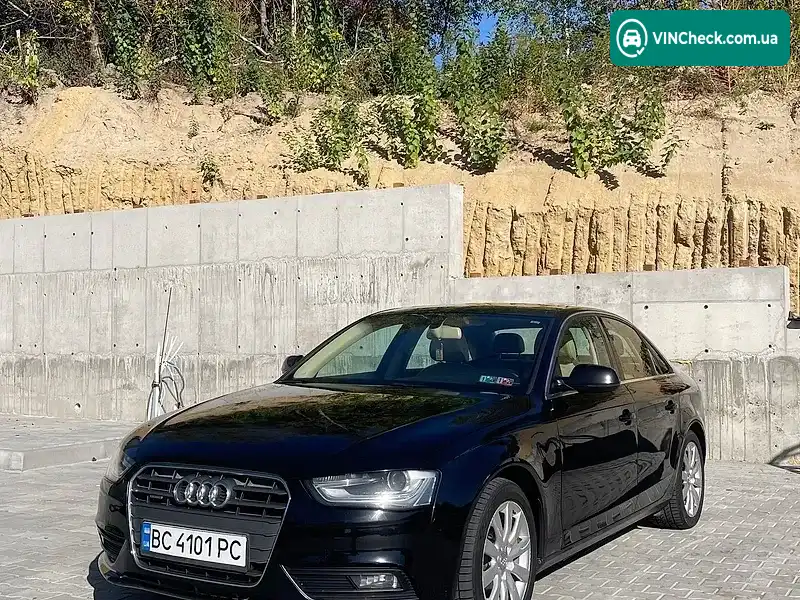 Audi A4 2012, фото з оголошення 2 з 17, VIN WAUBFAFL2DA164183