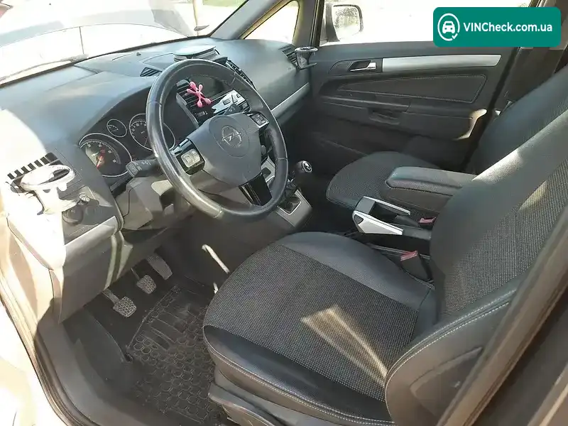 Opel Zafira 2010, фото з оголошення 2 з 21, VIN W0L0AHM75A2116484