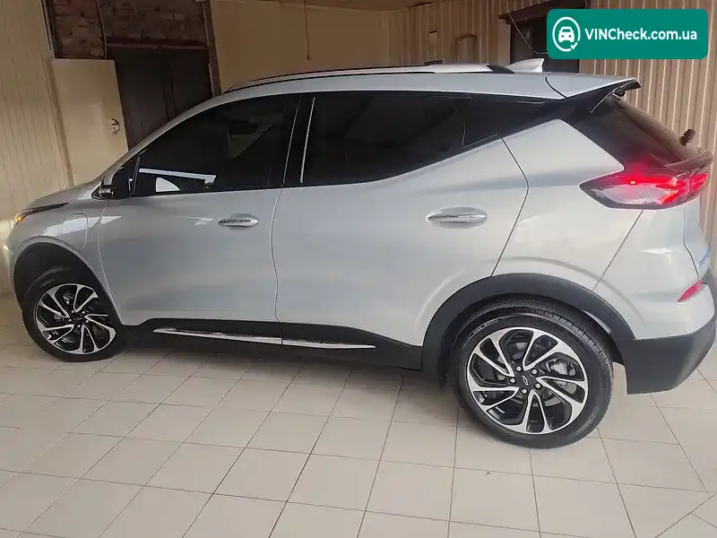 Chevrolet Bolt EUV 2023, фото з оголошення 2 з 19, VIN 1G1FZ6S09P4176170