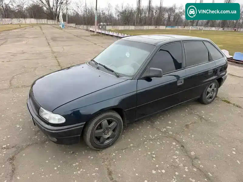 Opel Astra 1993, фото з оголошення 2 з 21, VIN W0L000058P5222017