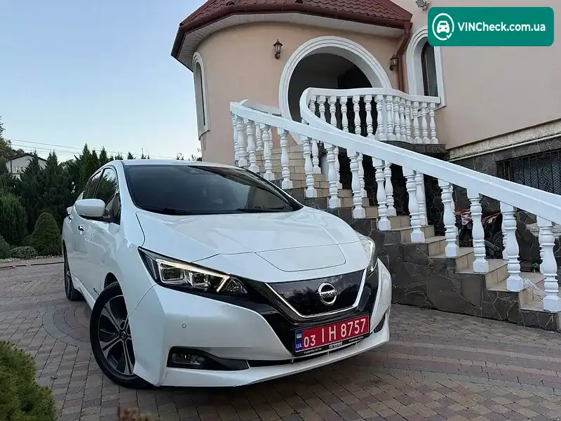Nissan Leaf 2018, фото з оголошення 1 з 20, VIN SJNFAAZE1U0038297