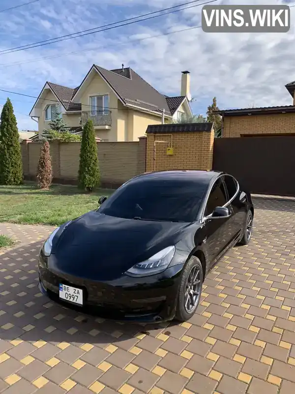 Tesla Model 3 2018, фото з оголошення 1 з 9, VIN 5YJ3E1EAXJF157155