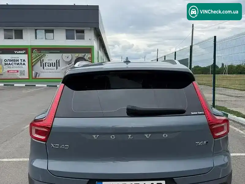 Volvo XC40 2019, фото з оголошення 2 з 20, VIN YV1XZACACL2226603