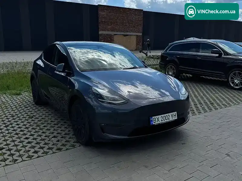Tesla Model Y 2023, фото з оголошення 2 з 20, VIN 7SAYGDEE9PF663902