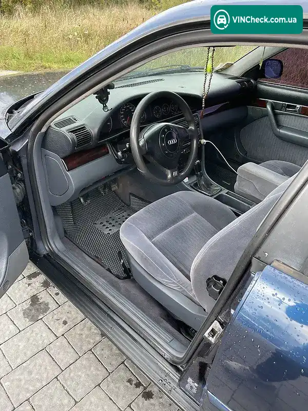 Audi A6 1996, фото з оголошення 2 з 12, VIN WAUZZZ4AZTN011113