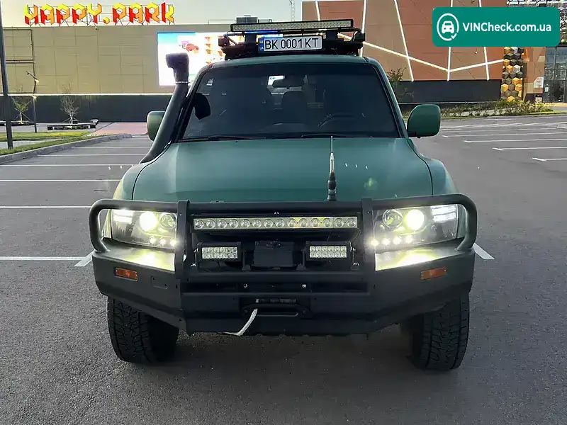 Mitsubishi Pajero 2001, фото з оголошення 2 з 20, VIN JMBMYV65W1J000779
