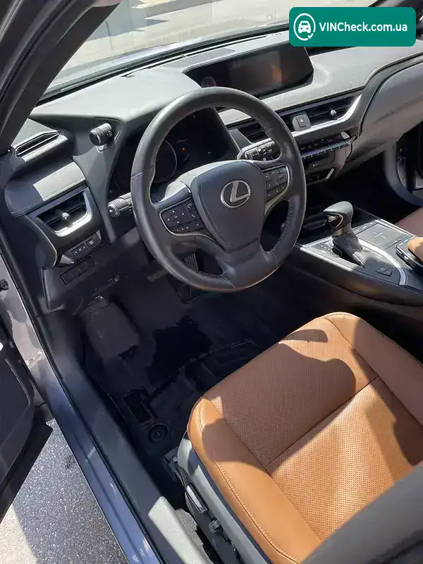 Lexus UX 2019, фото з оголошення 1 з 9, VIN JTHU9JBH3K2016232