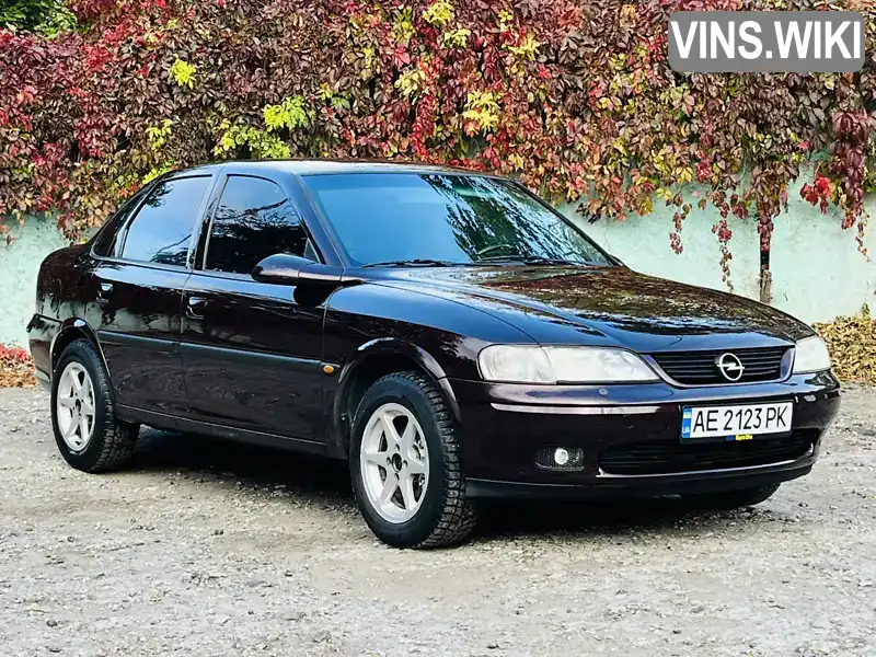 Opel Vectra 1997, фото з оголошення 2 з 21, VIN W0L000036V5130881