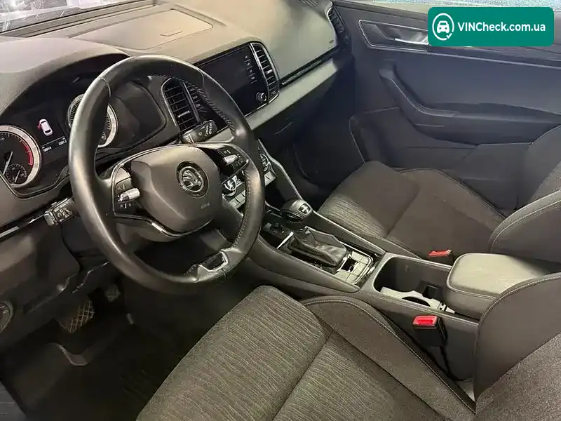 Skoda Karoq 2020, фото з оголошення 2 з 20, VIN TMBJC6NU8MB200015
