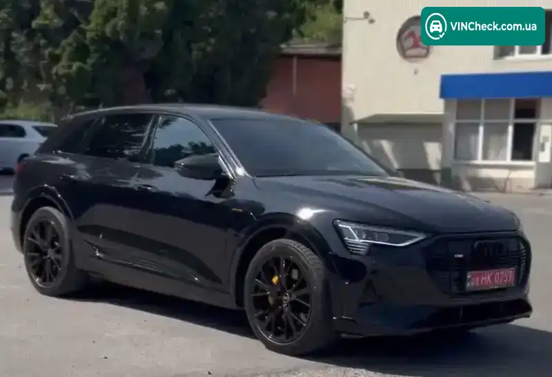 Audi e-tron 2022, фото з оголошення 1 з 10, VIN WAUZZZGE8PB022066