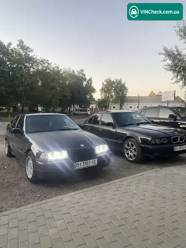 BMW 3 Series 1993, фото з оголошення 1 з 7, VIN WBACA31040EG61365