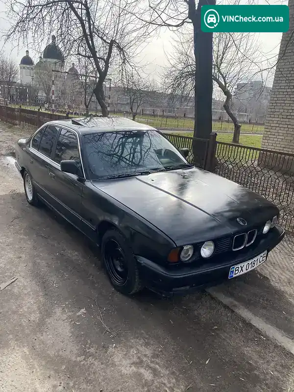 BMW 5 Series 1992, фото з оголошення 2 з 9, VIN WBAHA51090BA91365