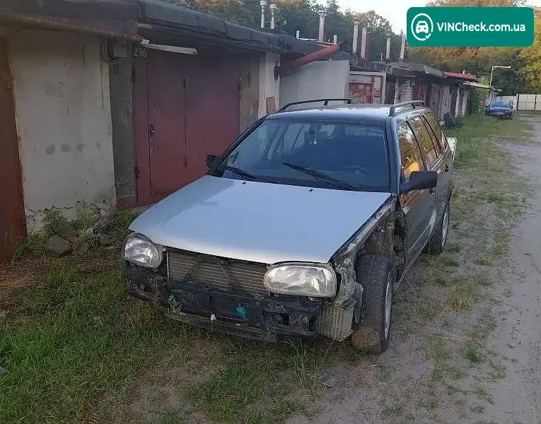 Volkswagen Golf 1995, фото з оголошення 1 з 11, VIN WVWZZZ1HZSW173371