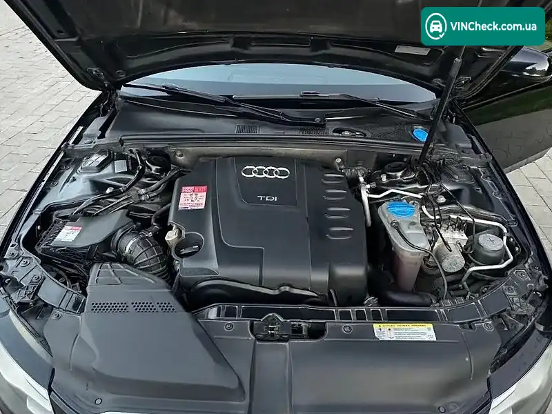 Audi A4 2010, фото з оголошення 2 з 16, VIN WAUZZZ8K5BA094992